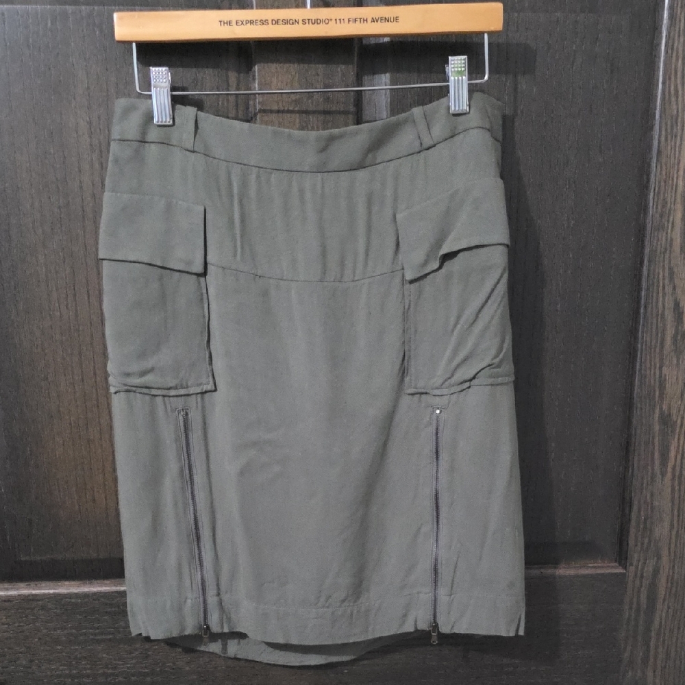 Vintage The Limited Outback Red Brand Army Green Skirt with Zippers And Pockets